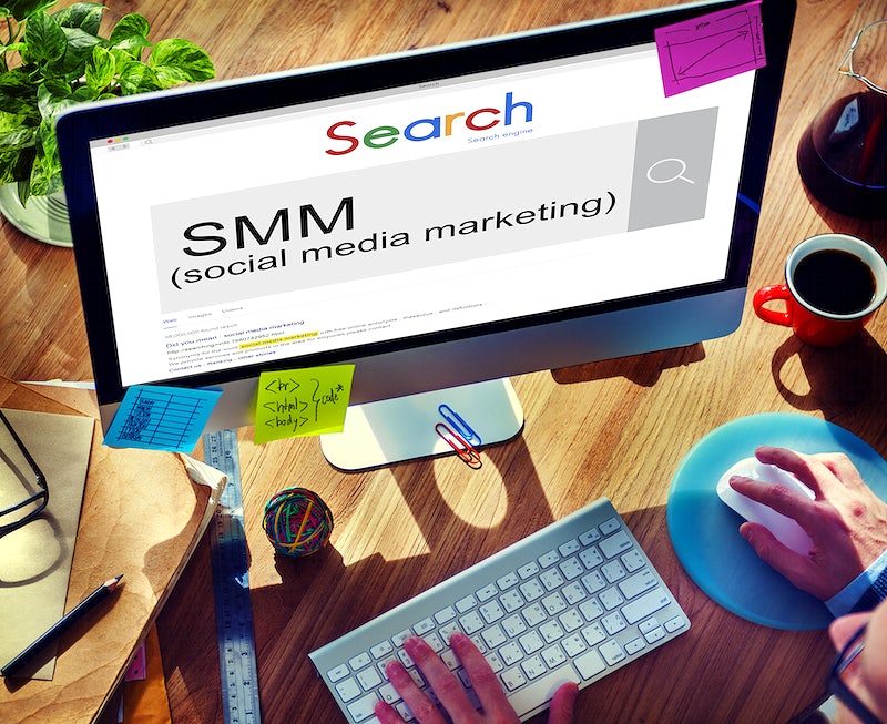 SEM Social Media Marketing Advertising Online Business Concept  ULR shortner forums shorturl.gg